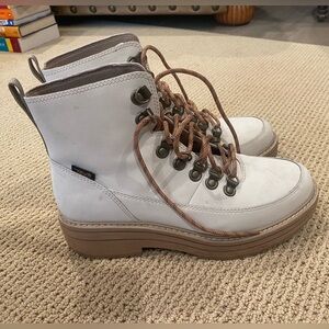 Teva Leather Boots